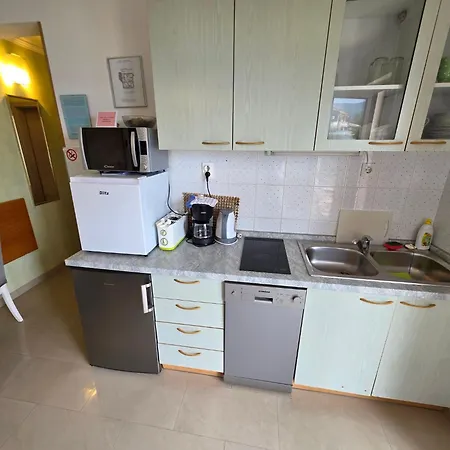 Mit Balkon Und Meerblick By Interhome نوفي فينودولسكي