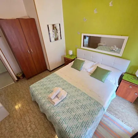 Mit Balkon Und Meerblick By Interhome Apartmán Novi Vinodolski