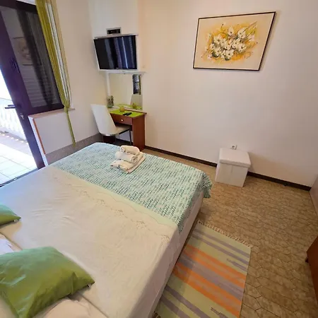 Mit Balkon Und Meerblick By Interhome Apartmán